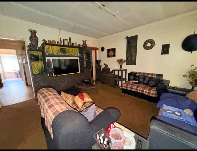 4 BEDROOM HOUSE FOR SALE IN VANDERBIJLPARK CW 1